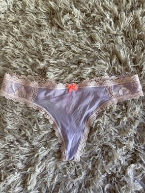 NWT Victoria's Secret Dream Angels Purple and Blush Lace Thong Panty Small